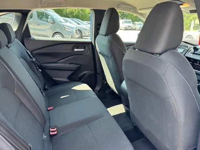 Nissan Qashqai 1.3 DIG-T Visia MHEV 140PS AHK 04/2022-photo-9