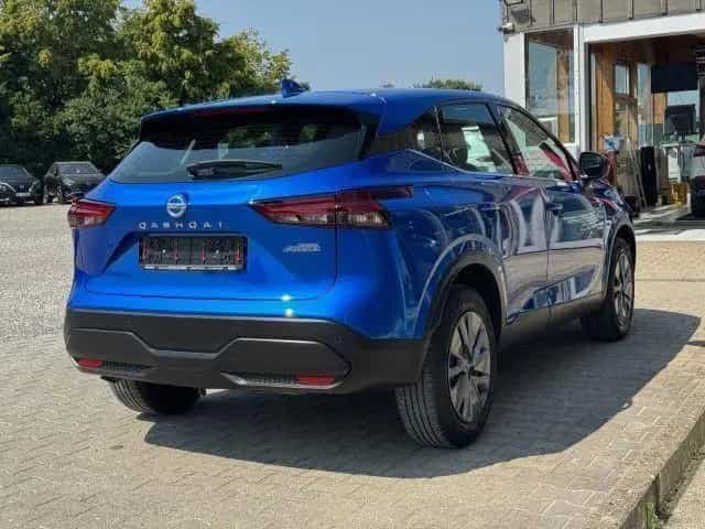 Nissan Qashqai 1.3 DIG-T Visia MHEV 140PS AHK 04/2022-photo-3