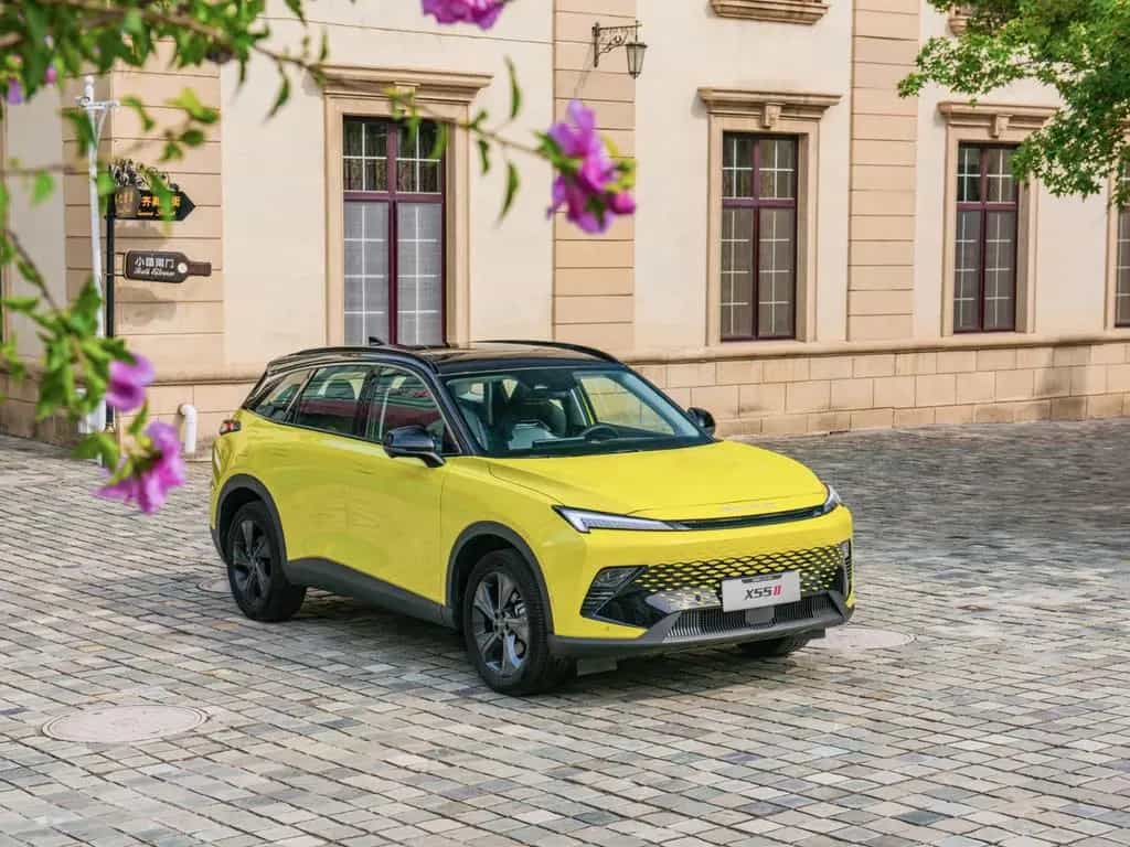 BAIC Beijing X55 1.5T DCT7 LED 360° PANO KEYLESS null-photo-2