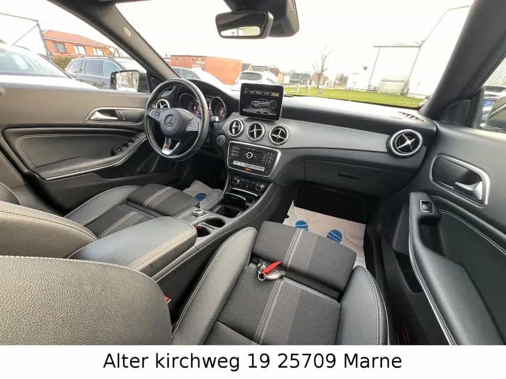 Mercedes-Benz CLA-Class Shooting Brake AMG LINE 2 HAND 06/2018-photo-10