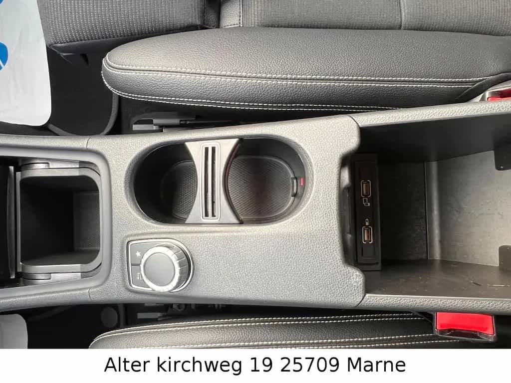 Mercedes-Benz CLA-Class Shooting Brake AMG LINE 2 HAND 06/2018-photo-24