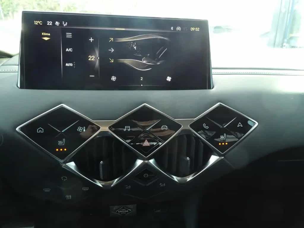 DS Automobiles DS3 DS 3 Étoile, Klima, SHZ, Navi, Kamera, PDC, LED 11/2024-photo-19