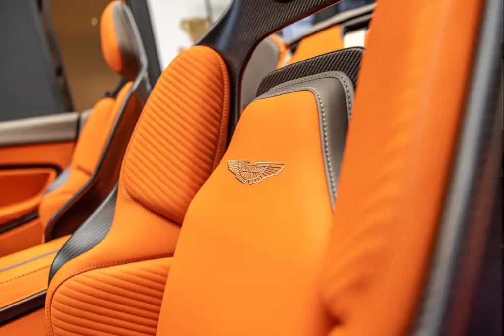 Aston Martin DBS 770 Ultimate Volante 1 of 199 Hermes interio 06/2024-photo-29