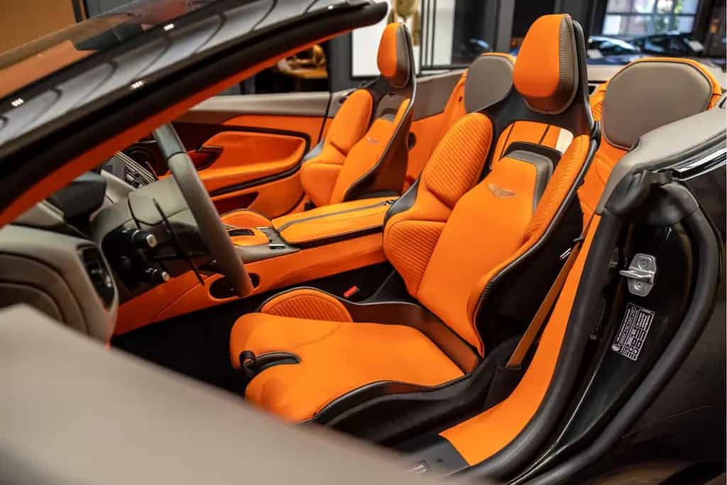 Aston Martin DBS 770 Ultimate Volante 1 of 199 Hermes interio 06/2024-photo-9
