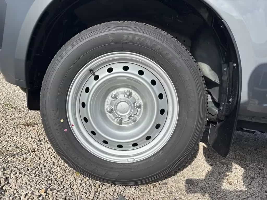 Isuzu D-Max Double Cab 4WD L null-photo-10