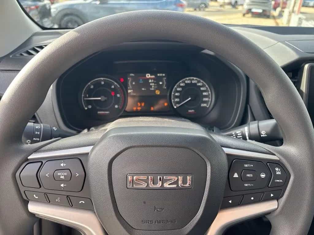 Isuzu D-Max Double Cab 4WD L null-photo-15