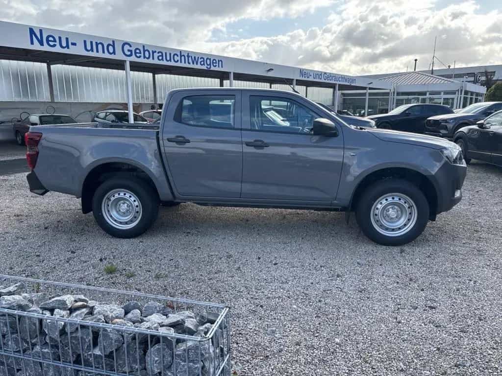 Isuzu D-Max Double Cab 4WD L null-photo-4