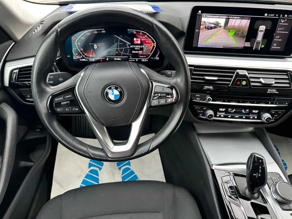 BMW 520 d xDrive 1.Hand/Virtuell/LED/Kamera/AHK/PDC 03/2021-photo-11