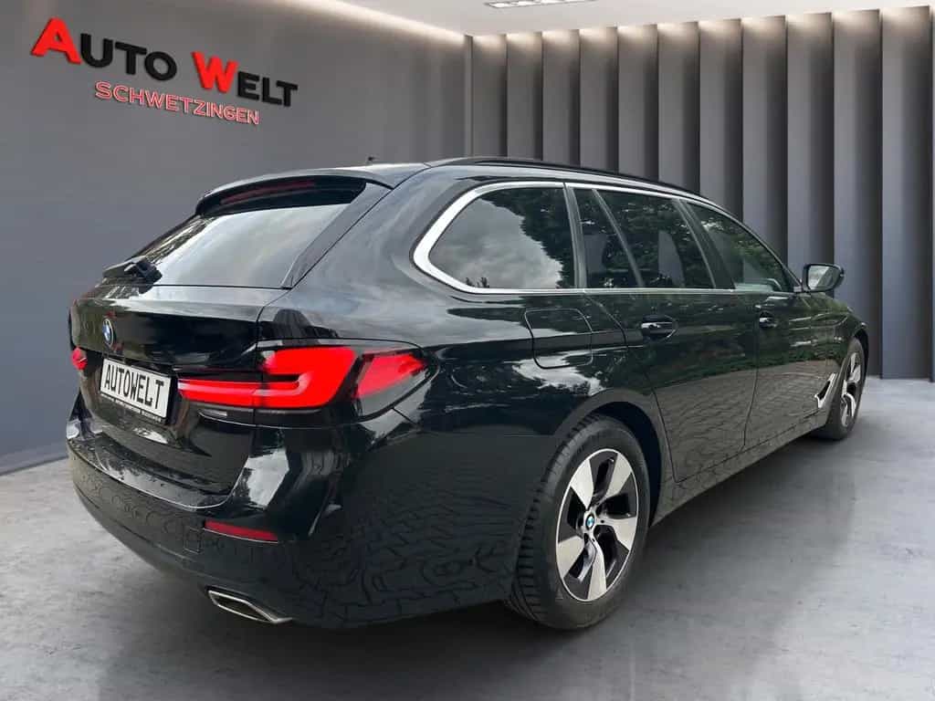 BMW 520 d xDrive 1.Hand/Virtuell/LED/Kamera/AHK/PDC 03/2021-photo-5