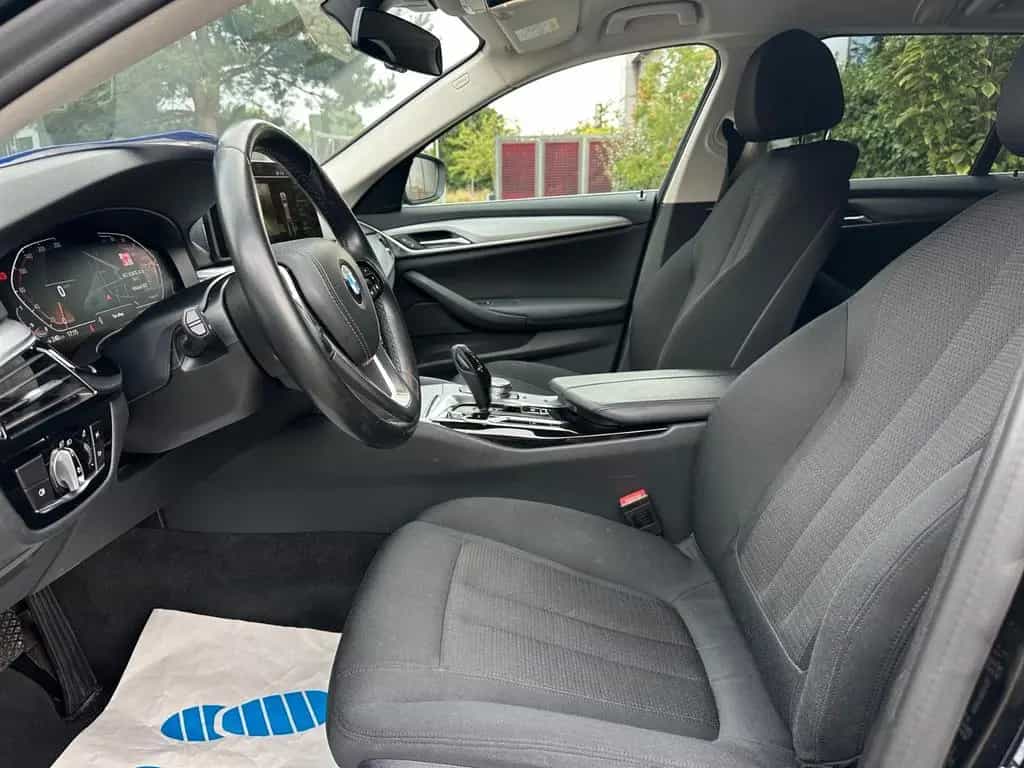 BMW 520 d xDrive 1.Hand/Virtuell/LED/Kamera/AHK/PDC 03/2021-photo-8