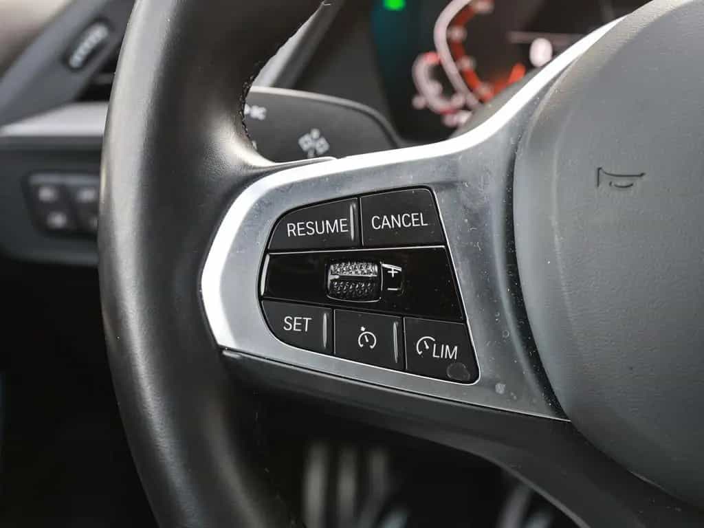 BMW 118 i M-Sport LED W-LAN NAVI SHZ PDC KLIMA 09/2024-photo-22