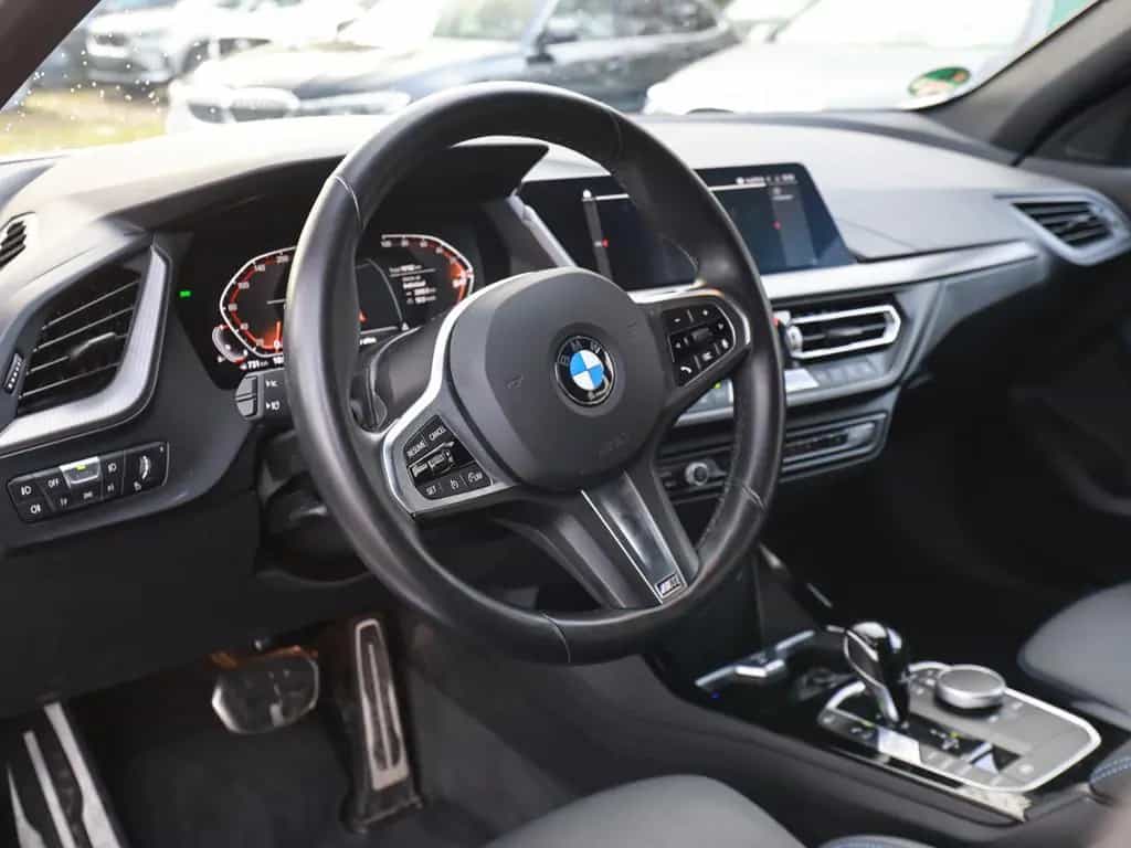 BMW 118 i M-Sport LED W-LAN NAVI SHZ PDC KLIMA 09/2024-photo-27