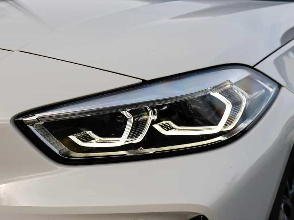 BMW 118 i M-Sport LED W-LAN NAVI SHZ PDC KLIMA 09/2024-photo-28