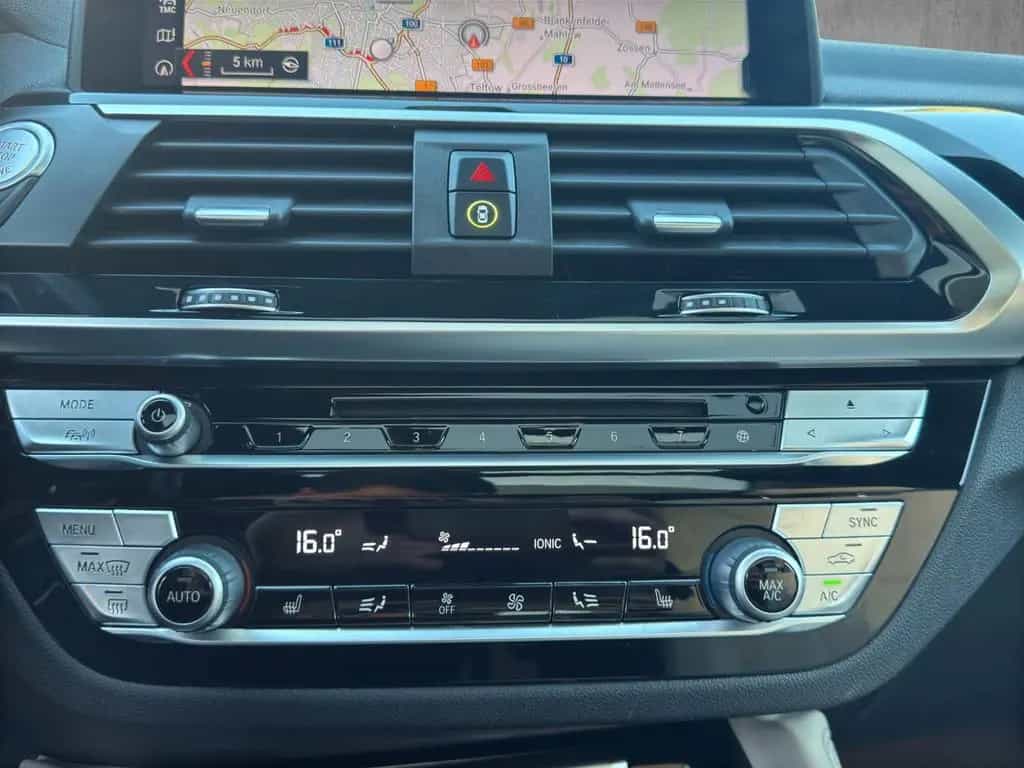 BMW X4 M40i ACC LED Pano 360° HUD H/K AHK StHzg 21LM 08/2019-photo-21