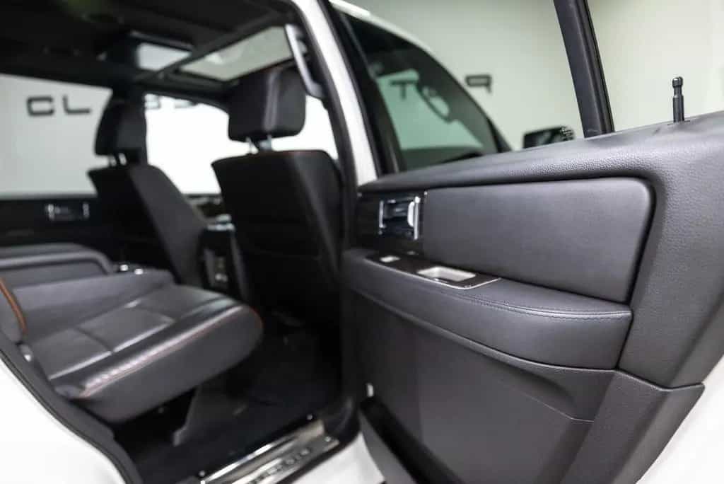 Lincoln Navigator LINCOLN 7 sitze uitvoering Btw auto, F 09/2010-photo-32