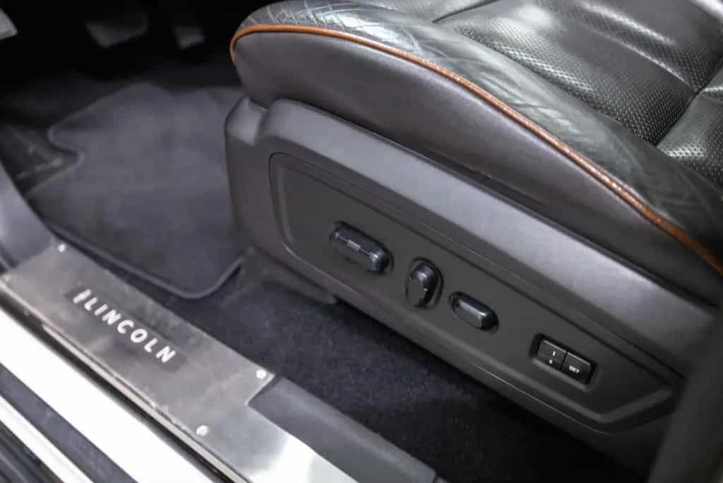 Lincoln Navigator LINCOLN 7 sitze uitvoering Btw auto, F 09/2010-photo-34