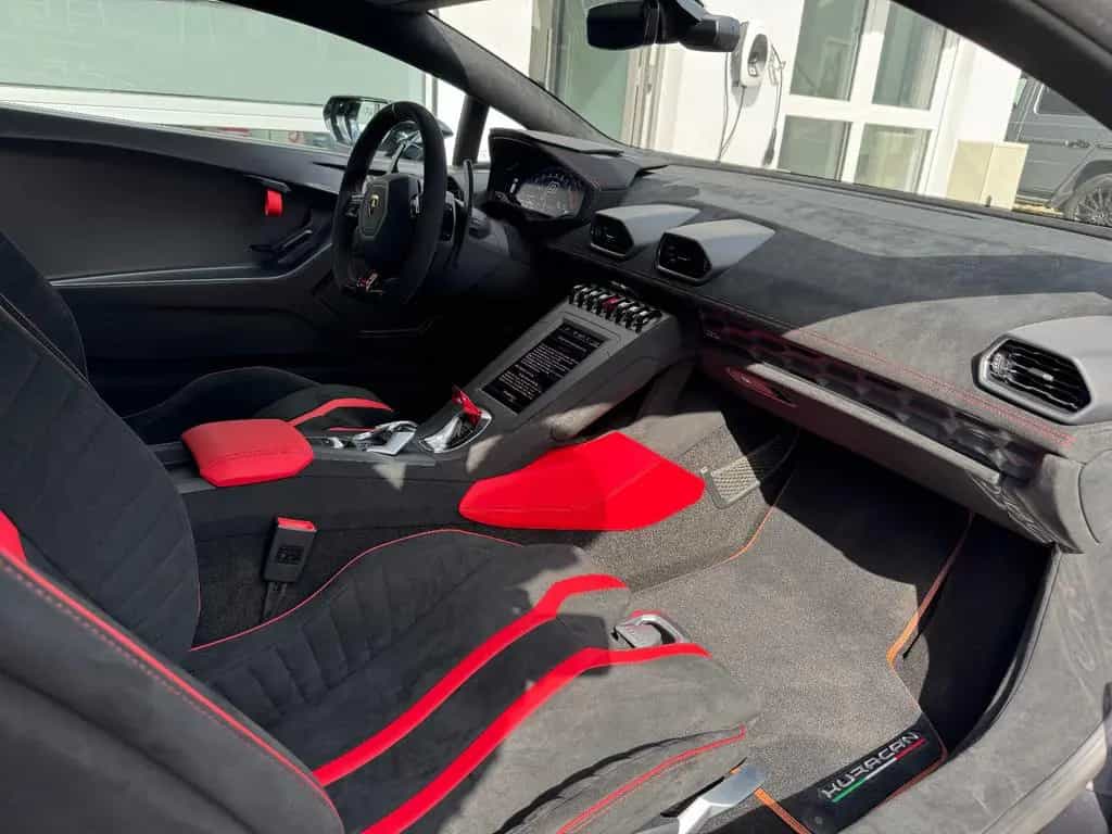 Lamborghini Huracan STO *LIFT*CARBON*GARANTIE*WARTUNG-5Y* 07/2022-photo-12
