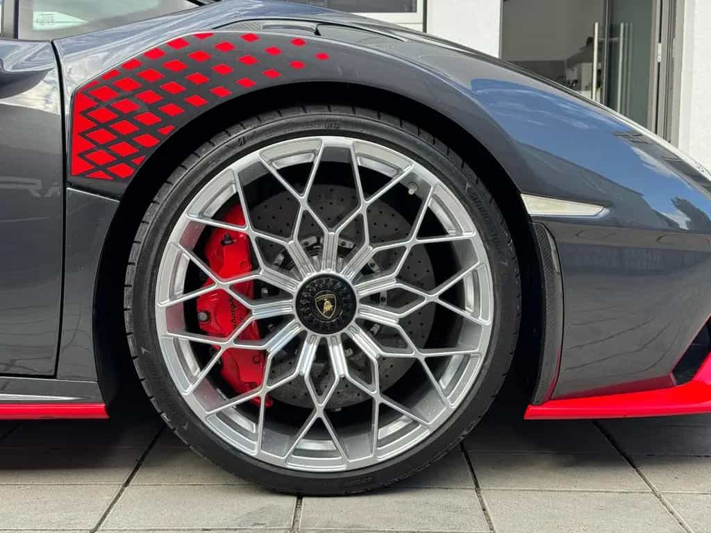 Lamborghini Huracan STO *LIFT*CARBON*GARANTIE*WARTUNG-5Y* 07/2022-photo-9