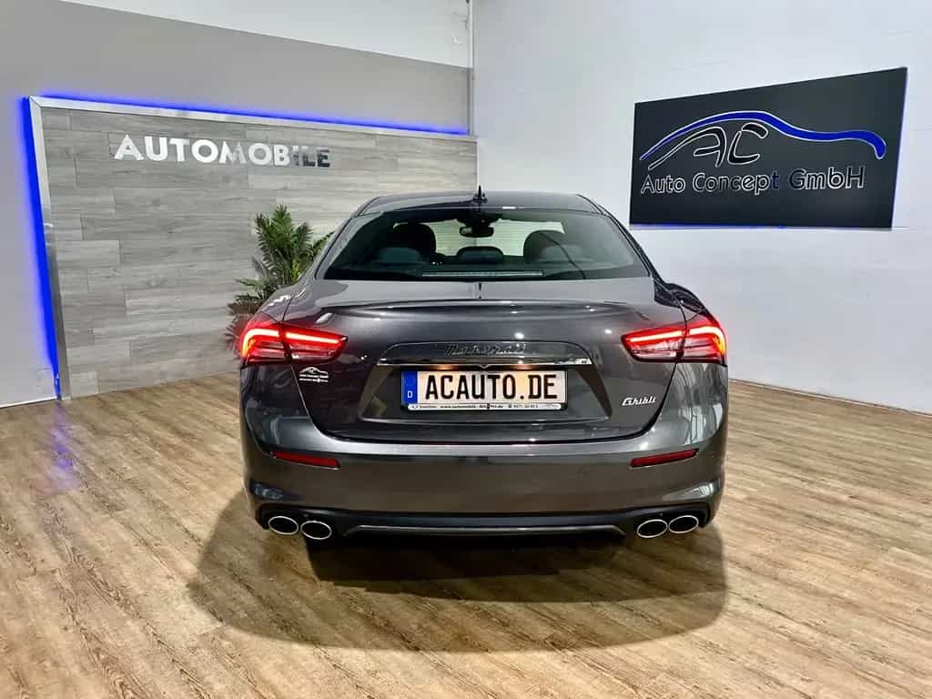 Maserati Ghibli Hybrid +LEDER+NAVI+RFK+ACC+CarPlay 06/2021-photo-5
