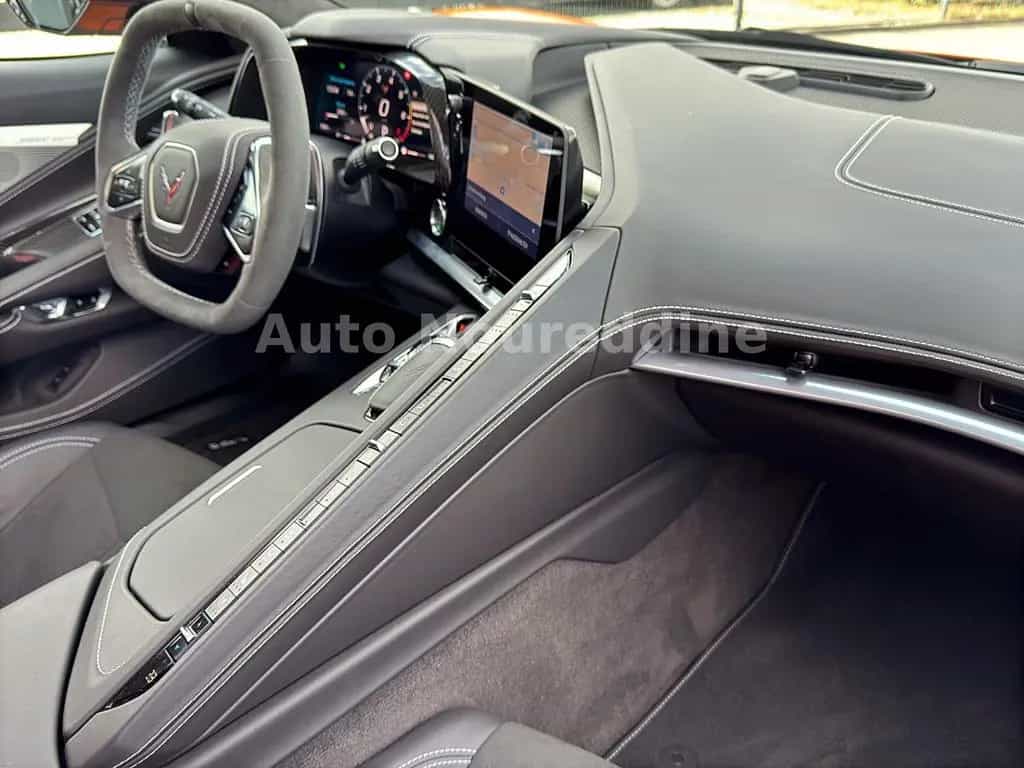 Corvette C8 6.2 V8 Stingray 3LT Coupe/Targa*Deutsch*Voll* 08/2024-photo-38