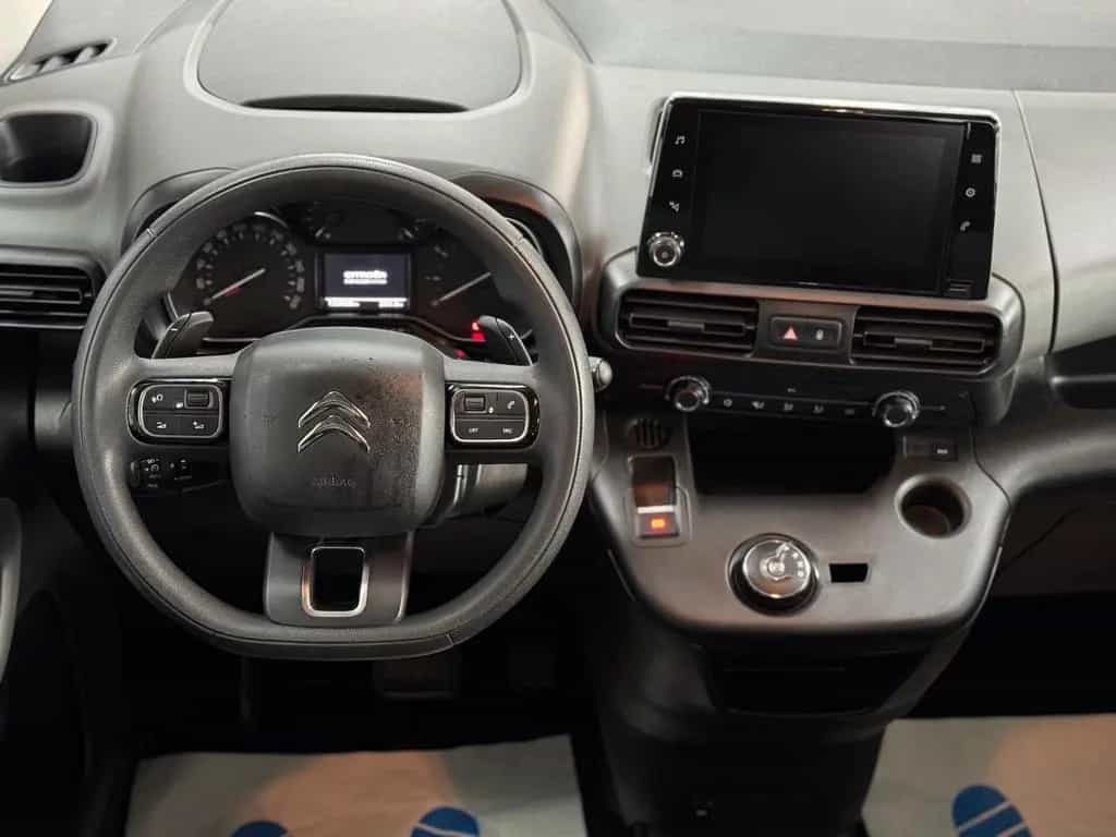 Citroën Berlingo Feel XL Behindertengerecht-Rampe 10/2019-photo-7
