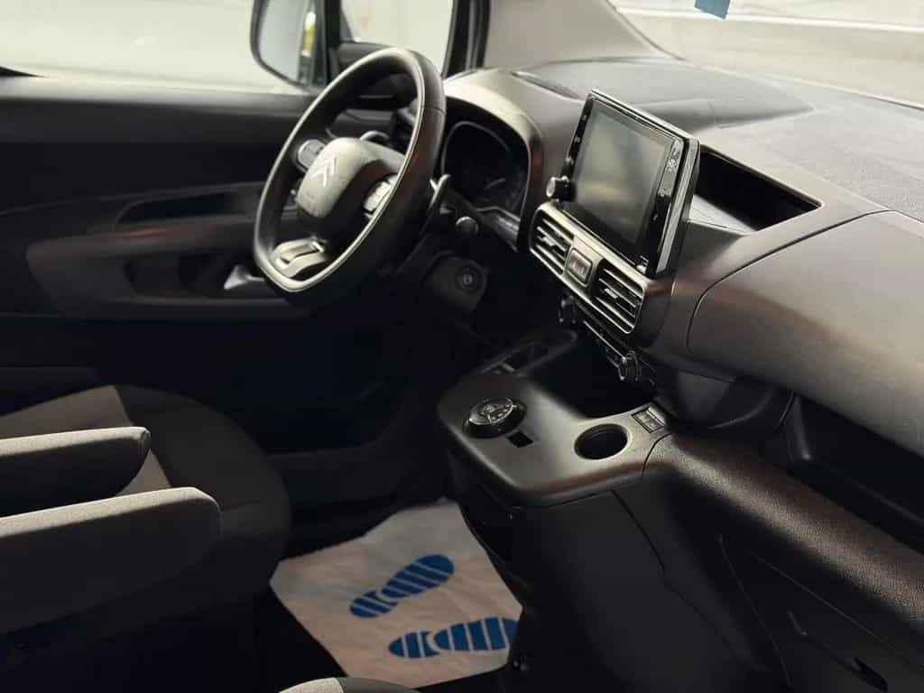 Citroën Berlingo Feel XL Behindertengerecht-Rampe 10/2019-photo-8