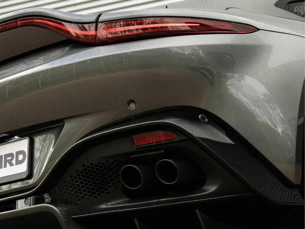 Aston Martin V8 Vantage 4.0 - 5.305km! - Dealer Maintenance 07/2020-photo-14