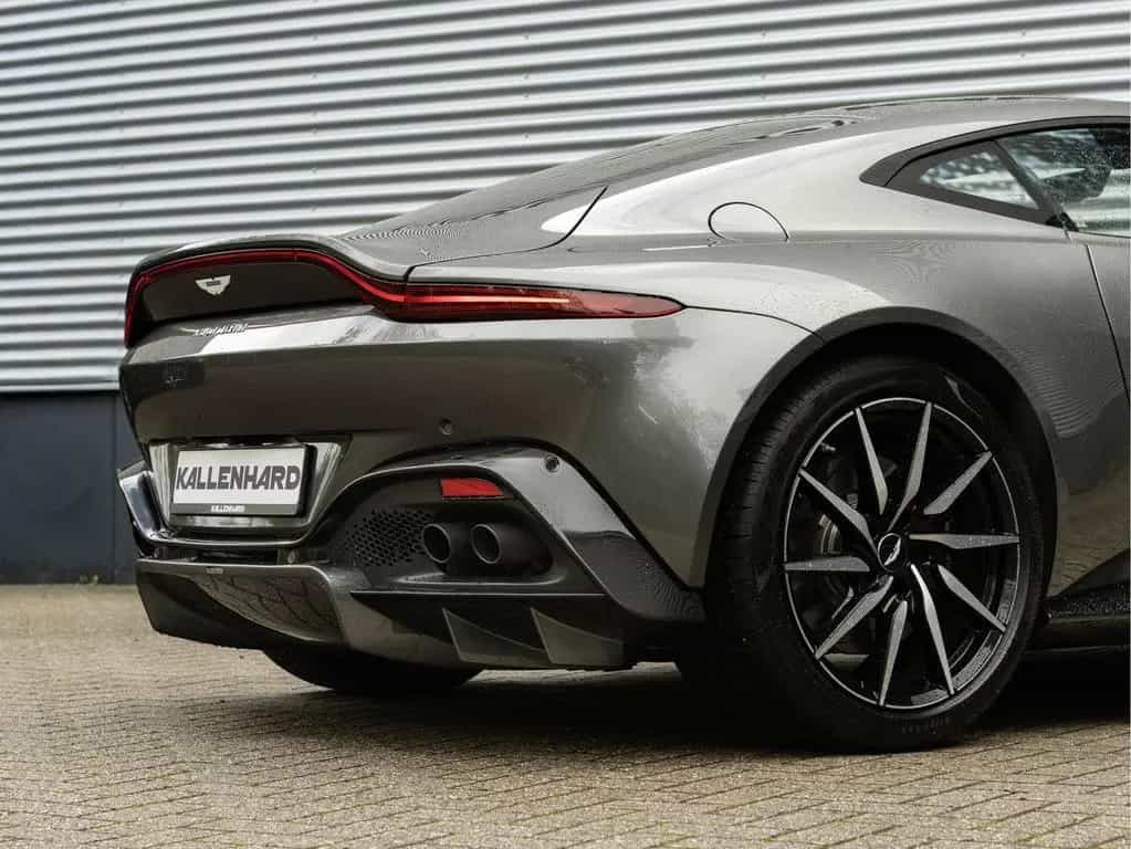 Aston Martin V8 Vantage 4.0 - 5.305km! - Dealer Maintenance 07/2020-photo-15
