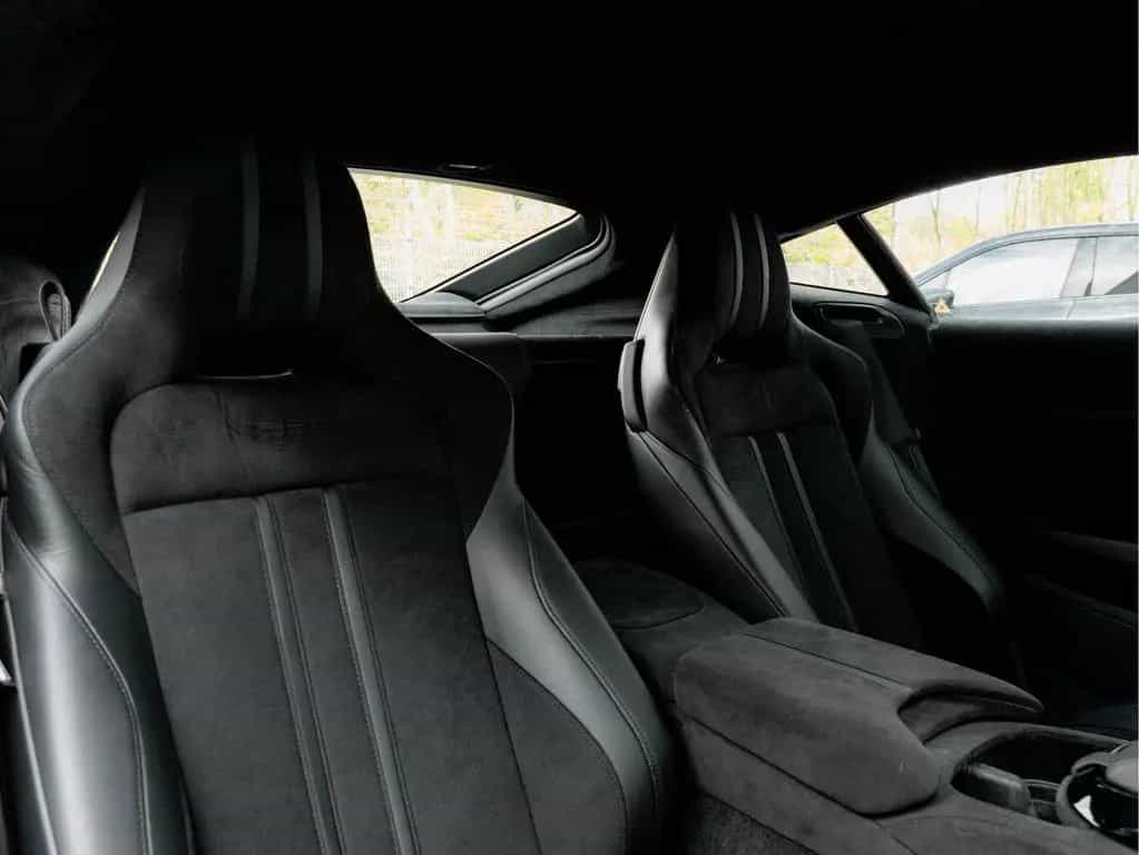 Aston Martin V8 Vantage 4.0 - 5.305km! - Dealer Maintenance 07/2020-photo-21