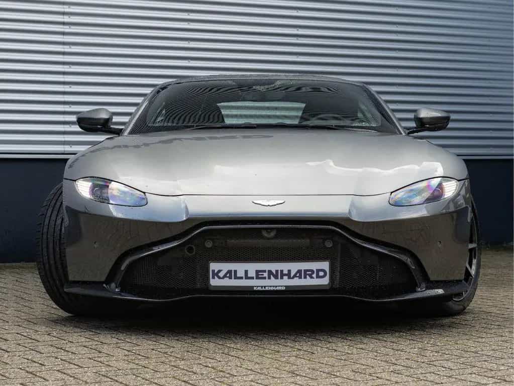Aston Martin V8 Vantage 4.0 - 5.305km! - Dealer Maintenance 07/2020-photo-3