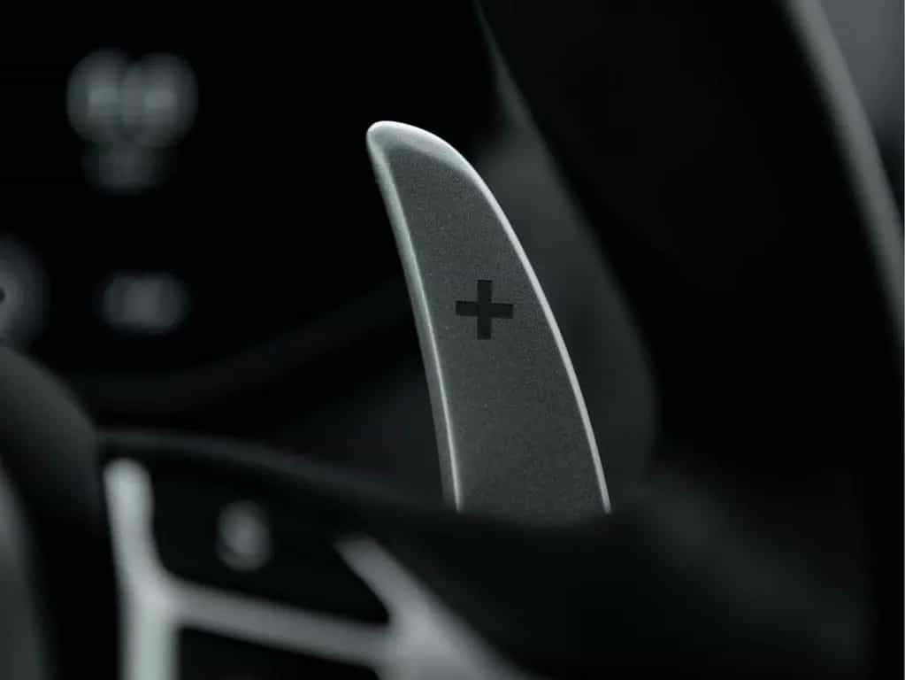 Aston Martin V8 Vantage 4.0 - 5.305km! - Dealer Maintenance 07/2020-photo-34