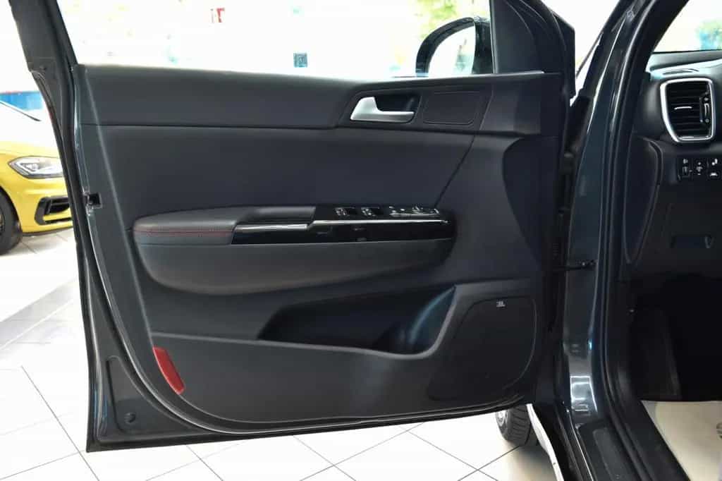 Kia Sportage 2.0 CRDi GT-Line 4WD~Autom.~Leder~Apple 11/2019-photo-9