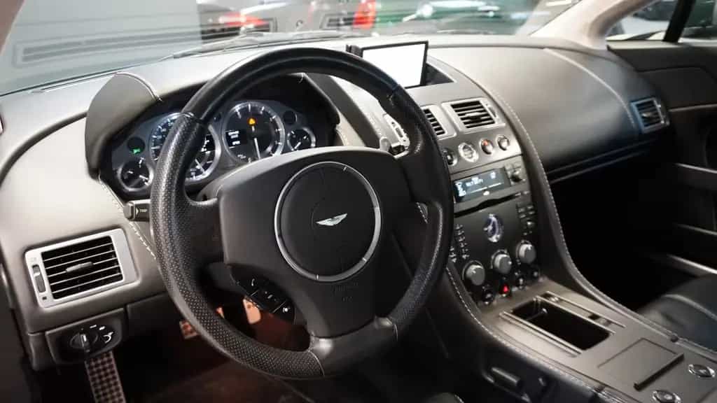 Aston Martin V8 Vantage Coupe  V8 SportShift 05/2007-photo-4