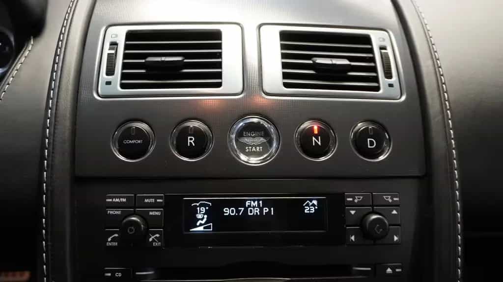 Aston Martin V8 Vantage Coupe  V8 SportShift 05/2007-photo-6
