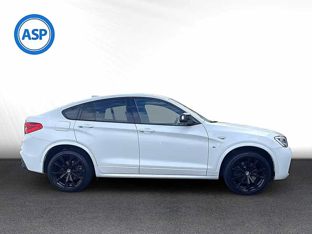 BMW X4 M40i xDrive AUT LED HUD PANO NAVI H&K LEDER 03/2018-photo-0