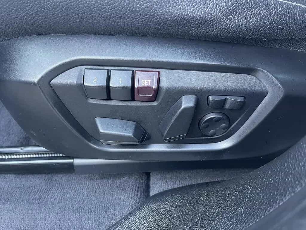 BMW X4 M40i xDrive AUT LED HUD PANO NAVI H&K LEDER 03/2018-photo-25