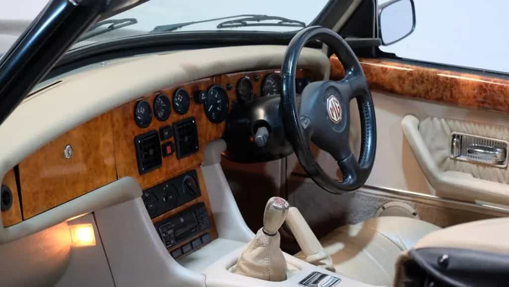 MG Other RV 8  -  3,9 Liter mit Klimaanlage 06/1995-photo-3