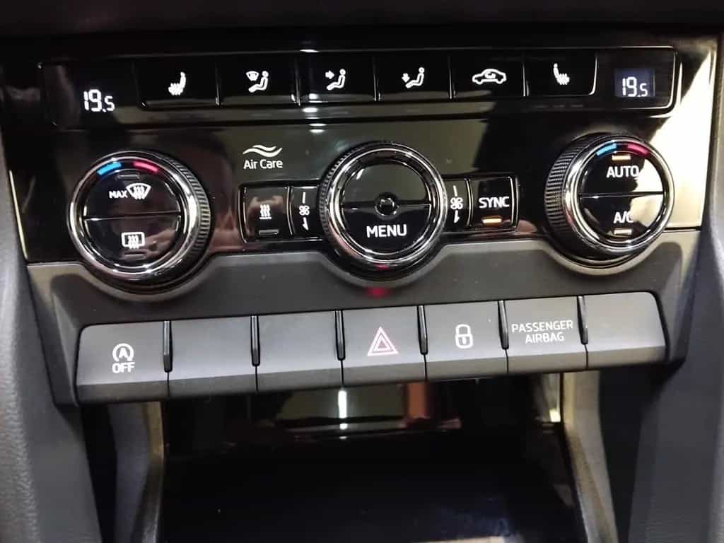 Skoda Karoq 1.5 TSI ACT Ambition 4x4 09/2019-photo-13