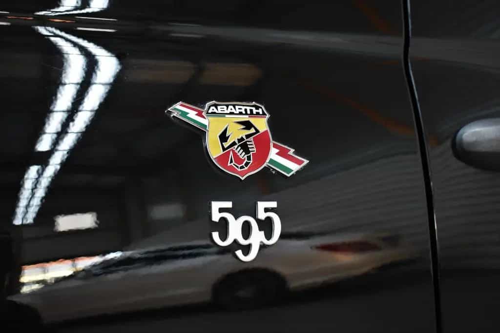Abarth 595 Competizione+PDC+Vollleder+53.200km 10/2015-photo-20