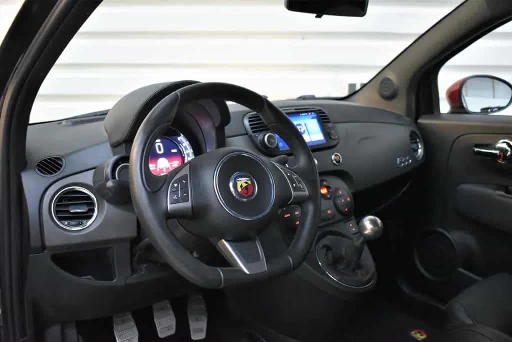 Abarth 595 Competizione+PDC+Vollleder+53.200km 10/2015-photo-5