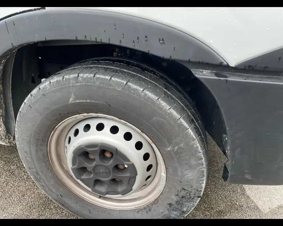 Iveco Daily Iveco Daily Passo Medio 35Q 2.3 HPT PM - T 07/2019-photo-14