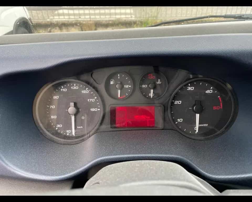 Iveco Daily Iveco Daily Passo Medio 35Q 2.3 HPT PM - T 07/2019-photo-6