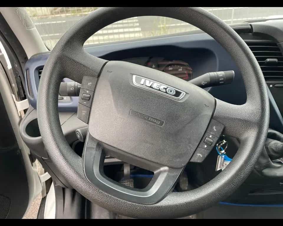 Iveco Daily Iveco Daily Passo Medio 35Q 2.3 HPT PM - T 07/2019-photo-7