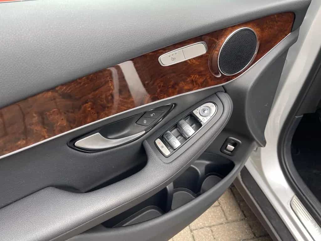 Mercedes-Benz GLC 250 GLC -Klasse GLC 250 4Matic "nur 27100km" 07/2017-photo-18