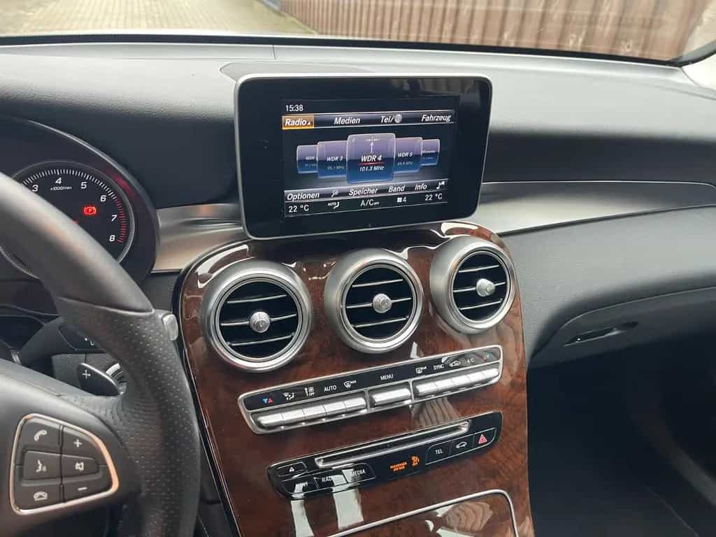 Mercedes-Benz GLC 250 GLC -Klasse GLC 250 4Matic "nur 27100km" 07/2017-photo-19