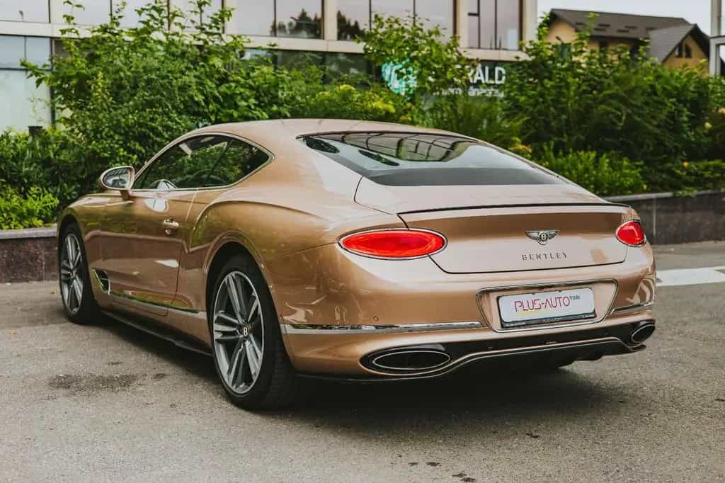 Bentley Continental GT 09/2019-photo-11