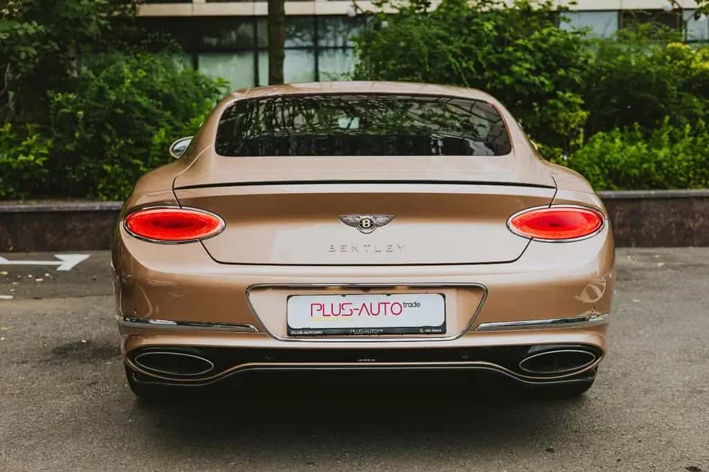 Bentley Continental GT 09/2019-photo-12