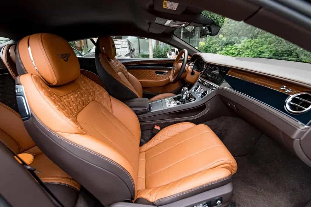 Bentley Continental GT 09/2019-photo-37