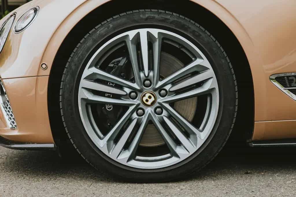 Bentley Continental GT 09/2019-photo-6