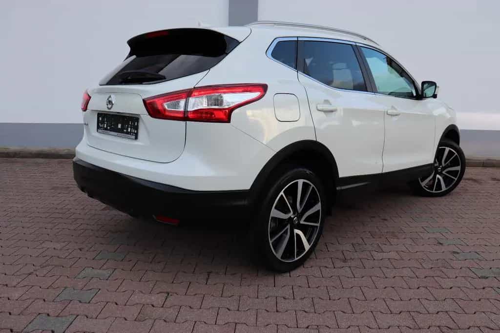 Nissan Qashqai 1.6DIGT TEKNA*LEDER*VOLL-LED*KAMERA*NAVI 04/2017-photo-1